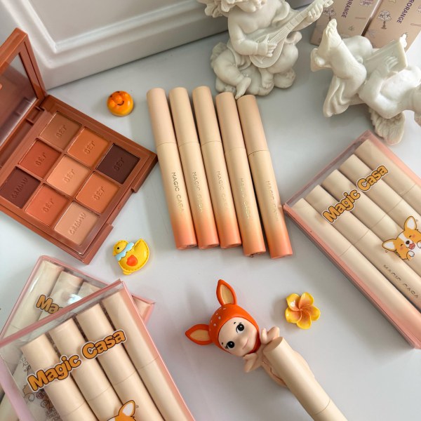 پک رژ لب مخملی Magic Casa طرح سگ بامزه